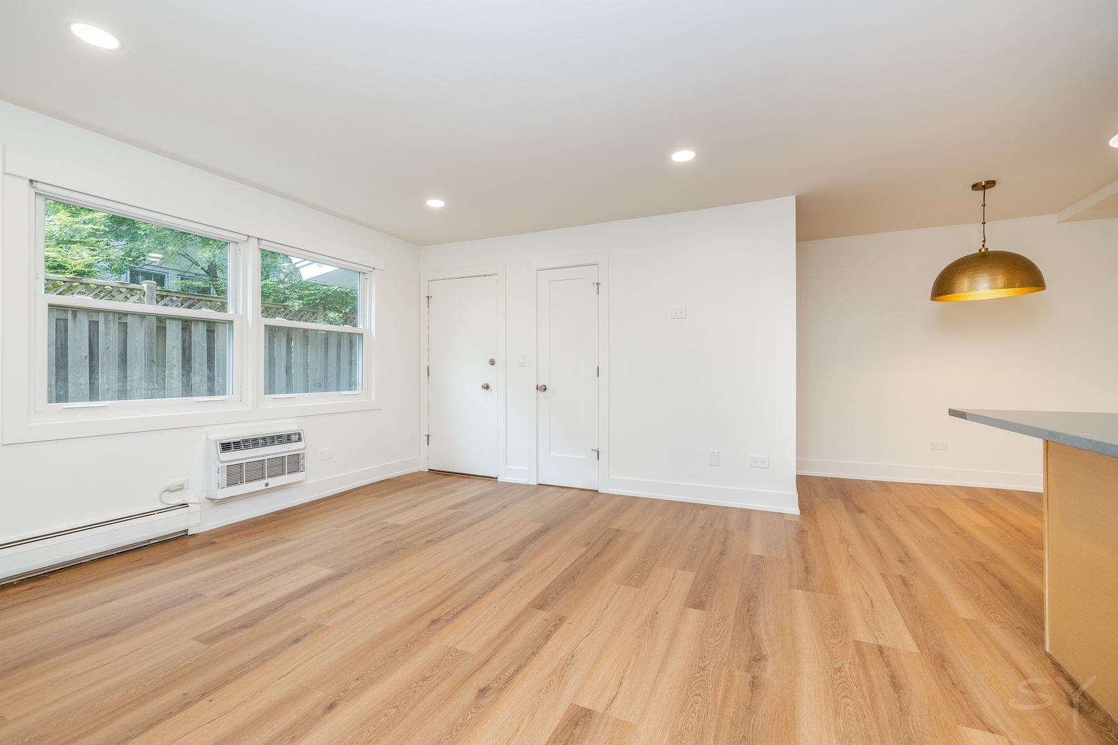 406 Franklin Avenue 1b Property Photo 4