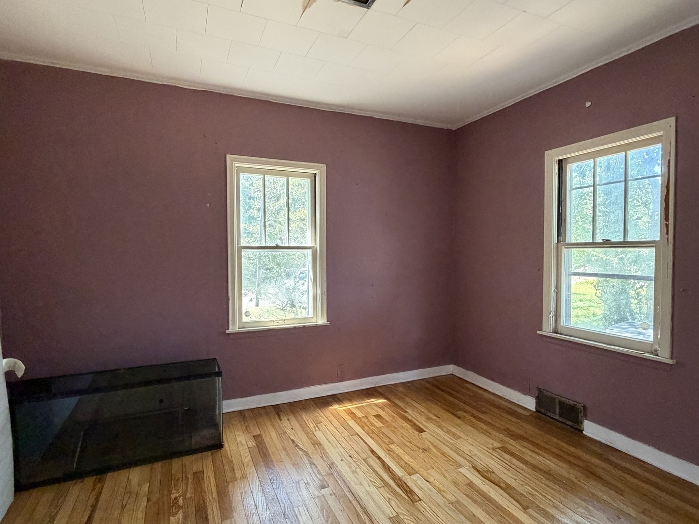 707 N Oakland Avenue Property Photo 5