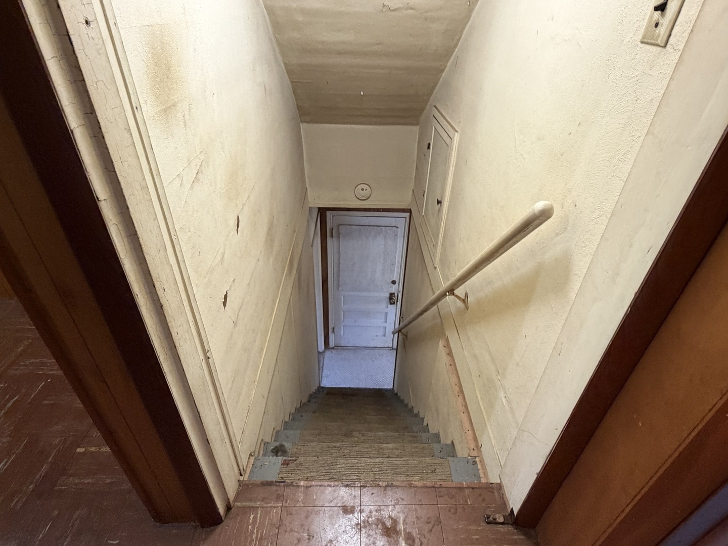 707 N Oakland Avenue Property Photo 11