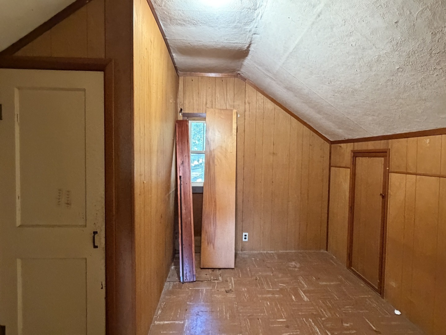 707 N Oakland Avenue Property Photo 13