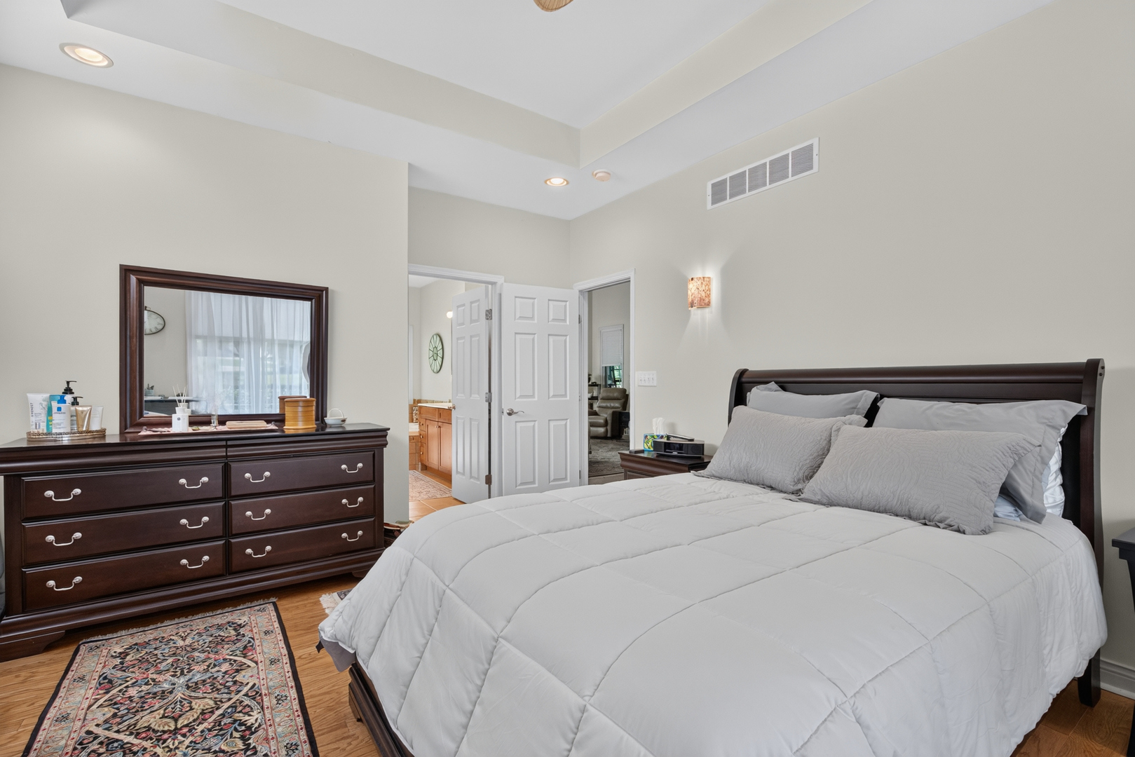1120 Country Oak Drive Property Photo 18