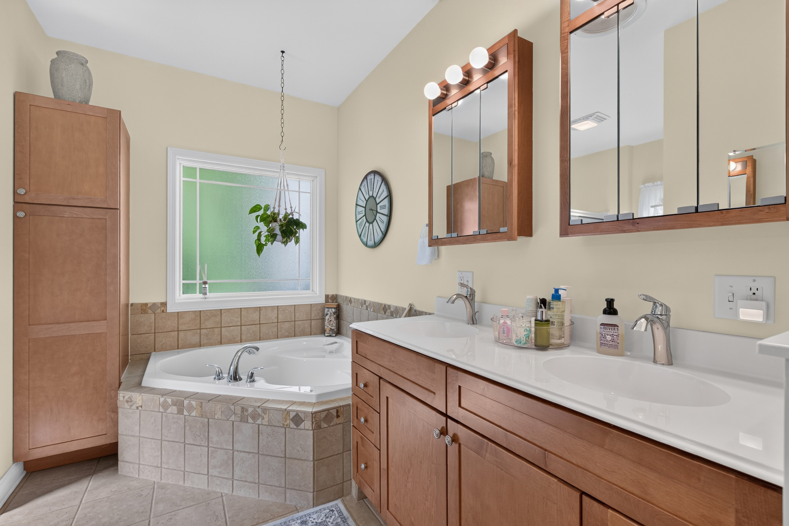 1120 Country Oak Drive Property Photo 19