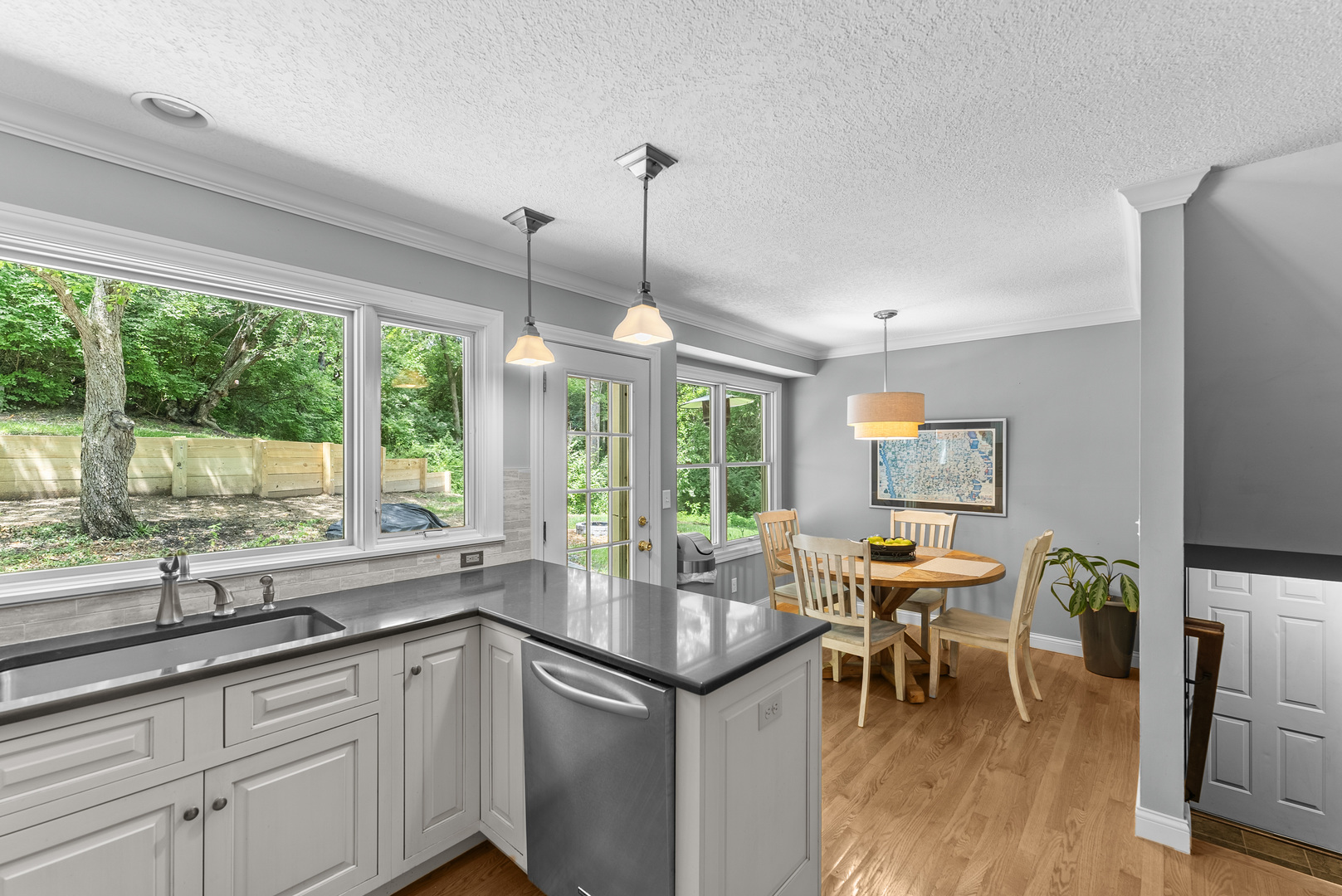 5080 Center Court Property Photo 9