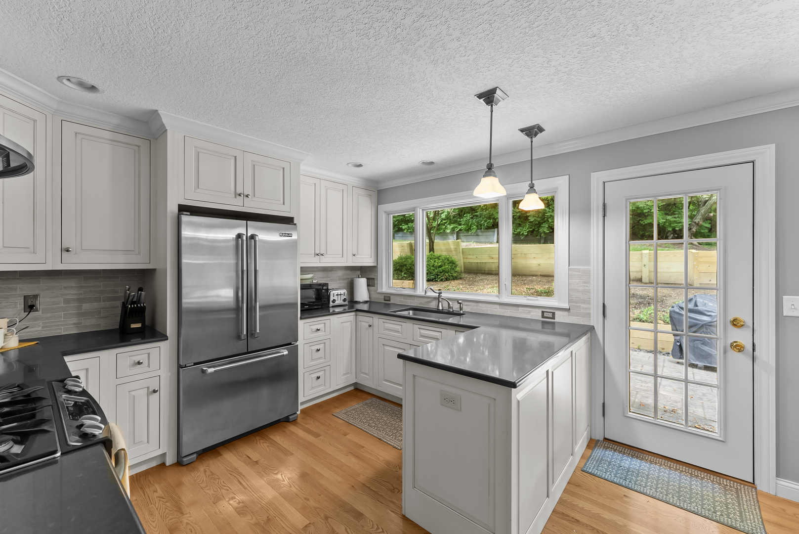 5080 Center Court Property Photo 12
