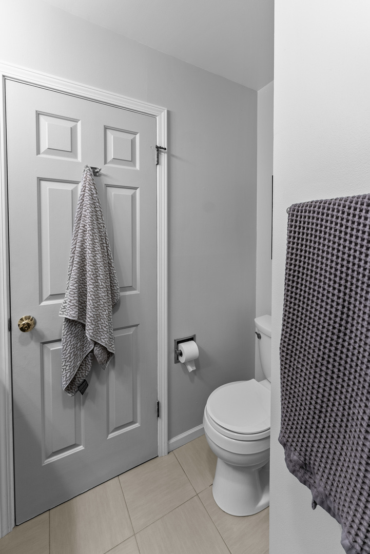5080 Center Court Property Photo 26