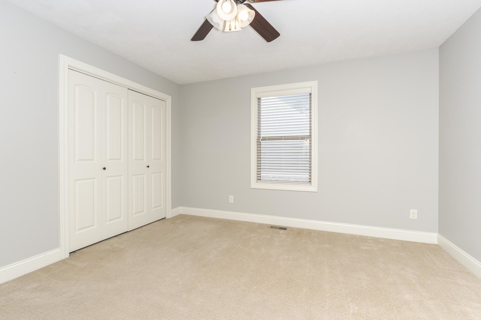 2702 Shepard Road Property Photo 8