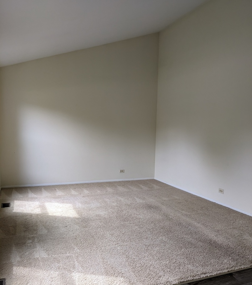 508 Bristol Lane Property Photo 3