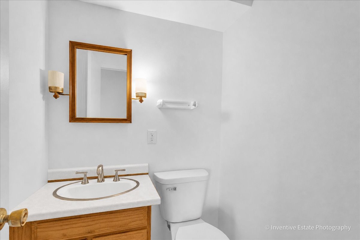 4027 Appleby Lane Property Photo 13