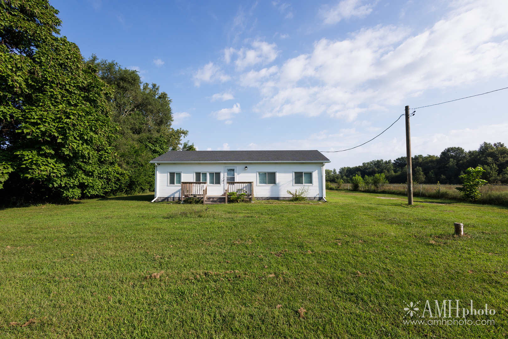 17611 E 4750s Road Property Photo 2