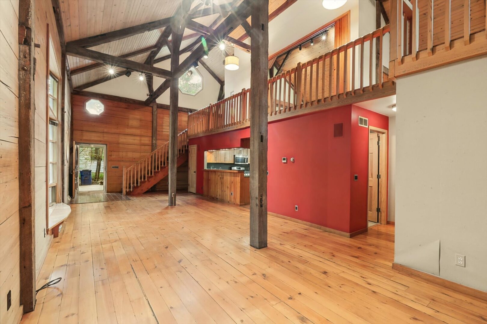 802 La Sell Drive Property Photo 24