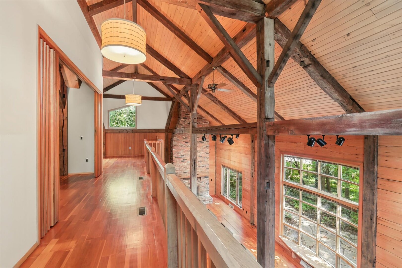 802 La Sell Drive Property Photo 44