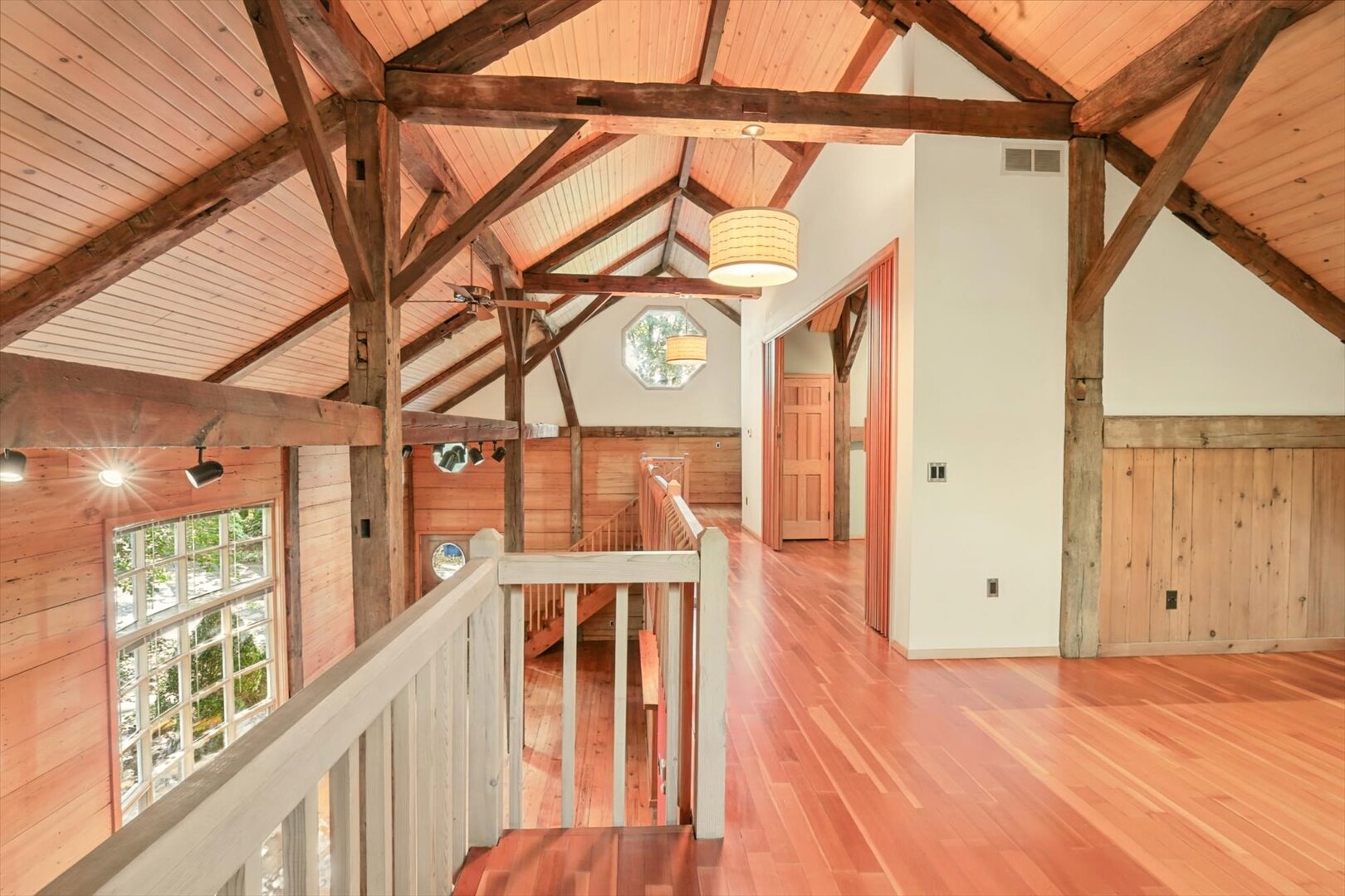 802 La Sell Drive Property Photo 45