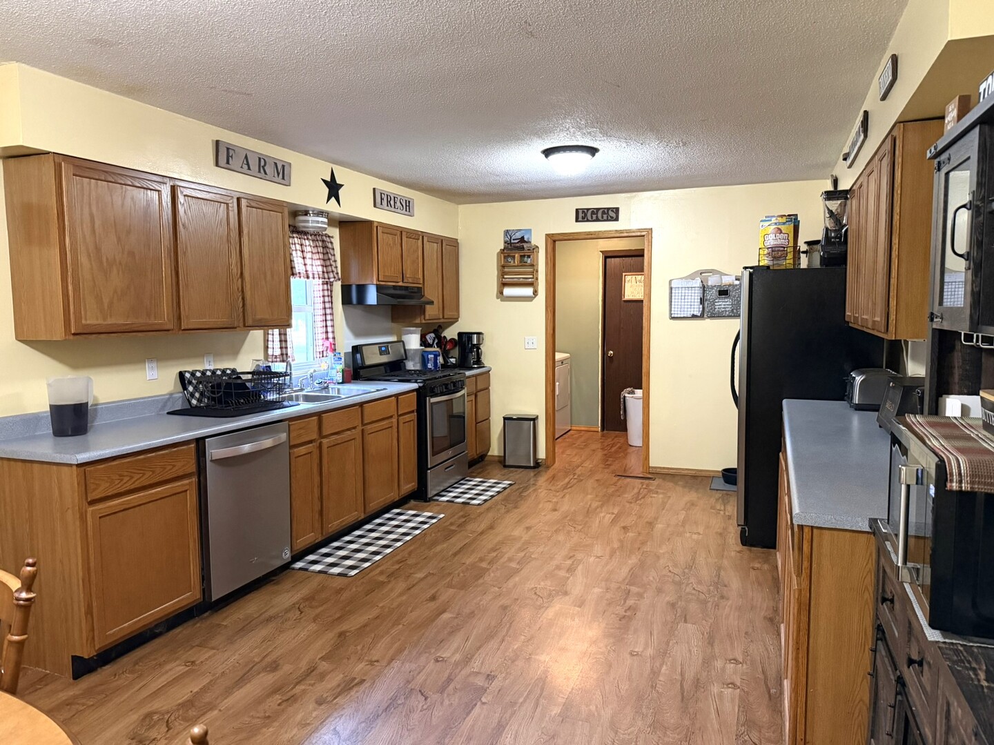 6044 Mccarty Road Property Photo 3