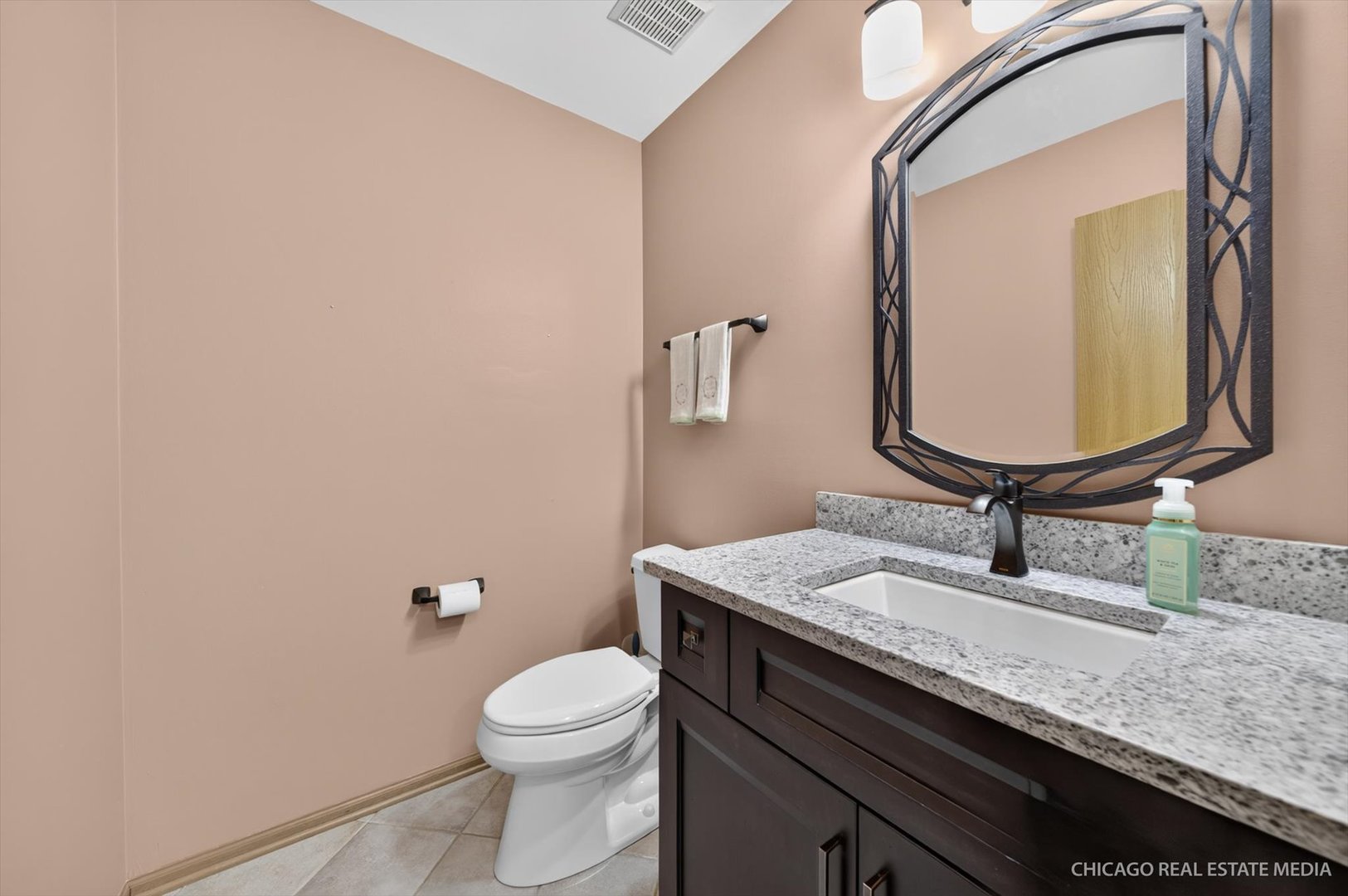 1172 Hillcrest Lane Property Photo 16