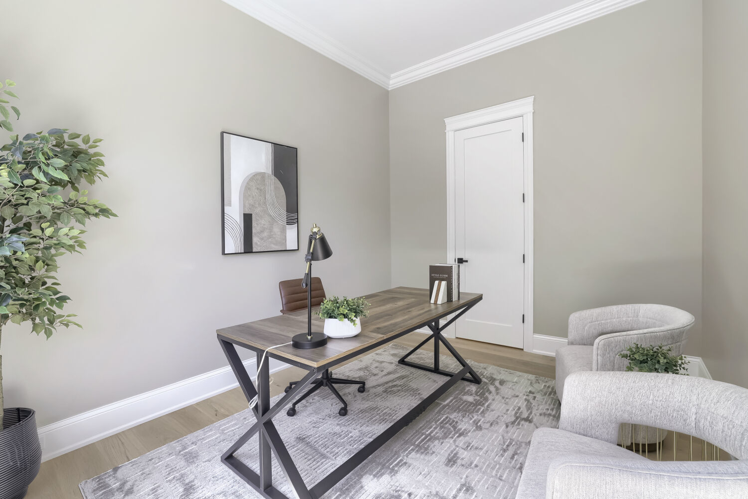 909 Evergreen Avenue Property Photo 15
