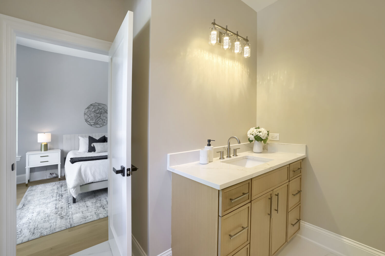 909 Evergreen Avenue Property Photo 22