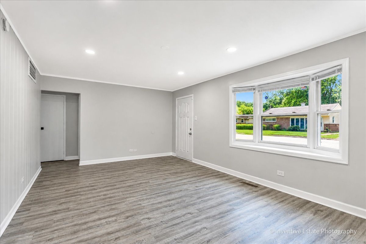 426 Suwanee Street Property Photo 6