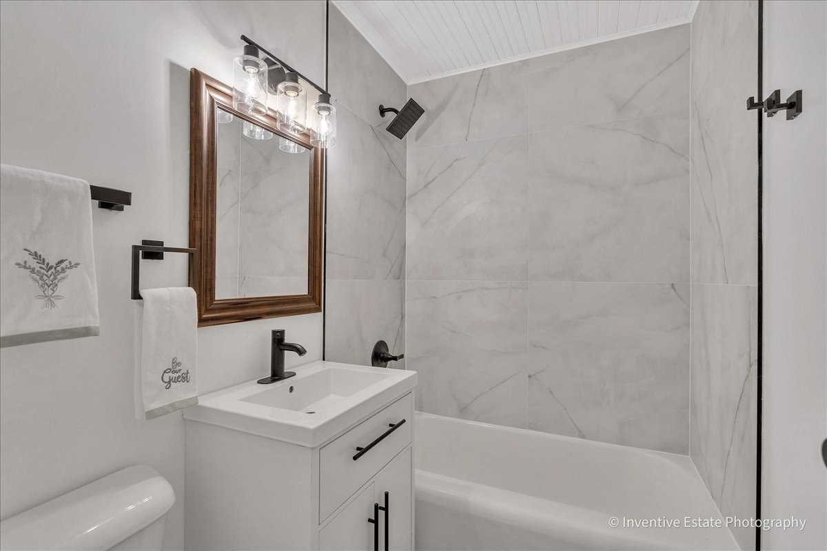 426 Suwanee Street Property Photo 14