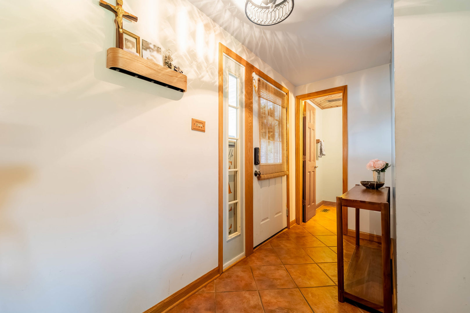 24 Cour Madeleine Court Property Photo 4