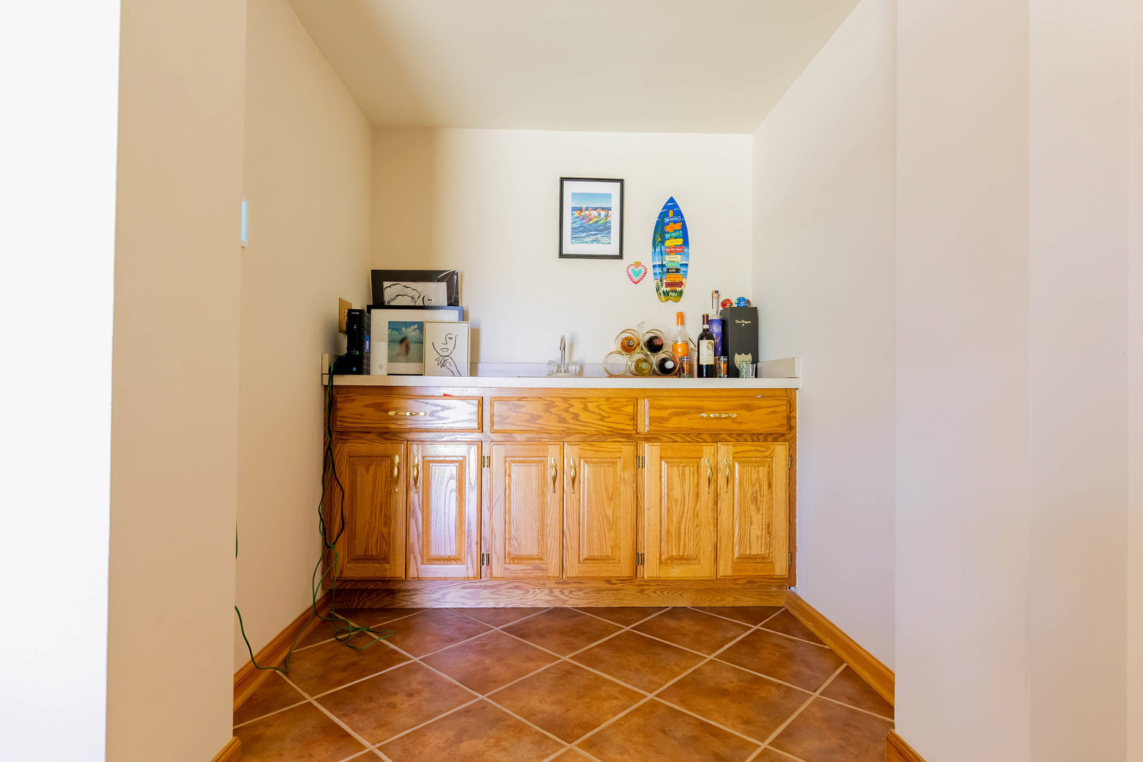 24 Cour Madeleine Court Property Photo 9
