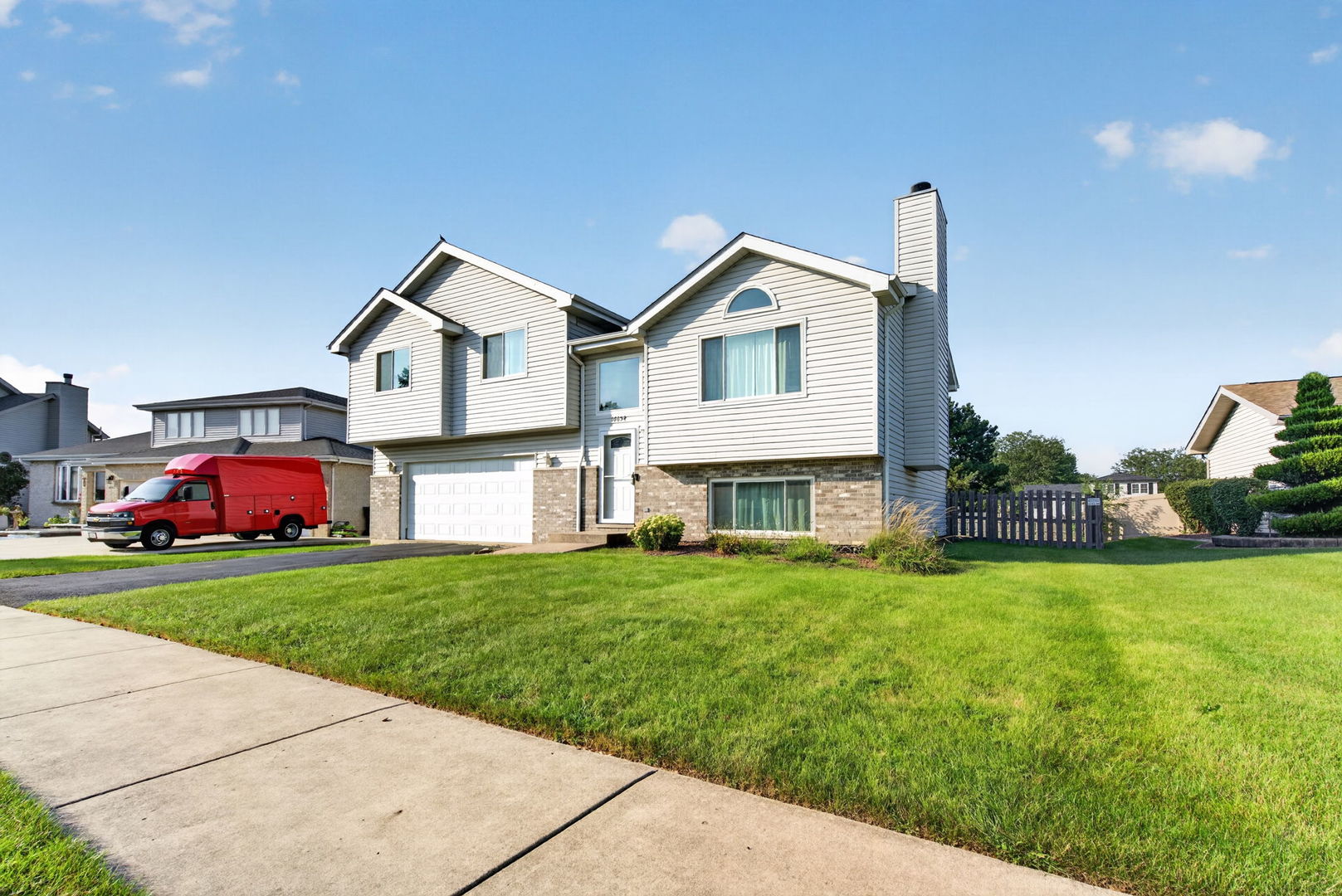 16654 W Sioux Drive Property Photo 2