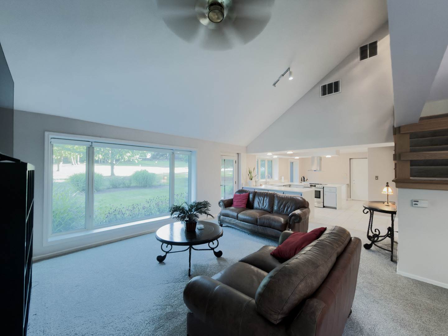 37w271 Weld Road Property Photo 4