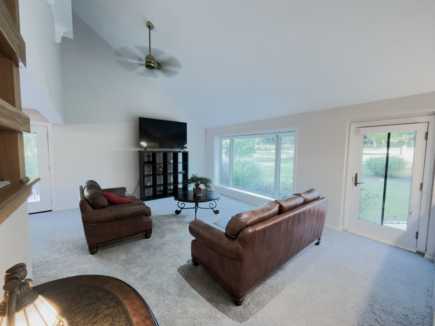 37w271 Weld Road Property Photo 8