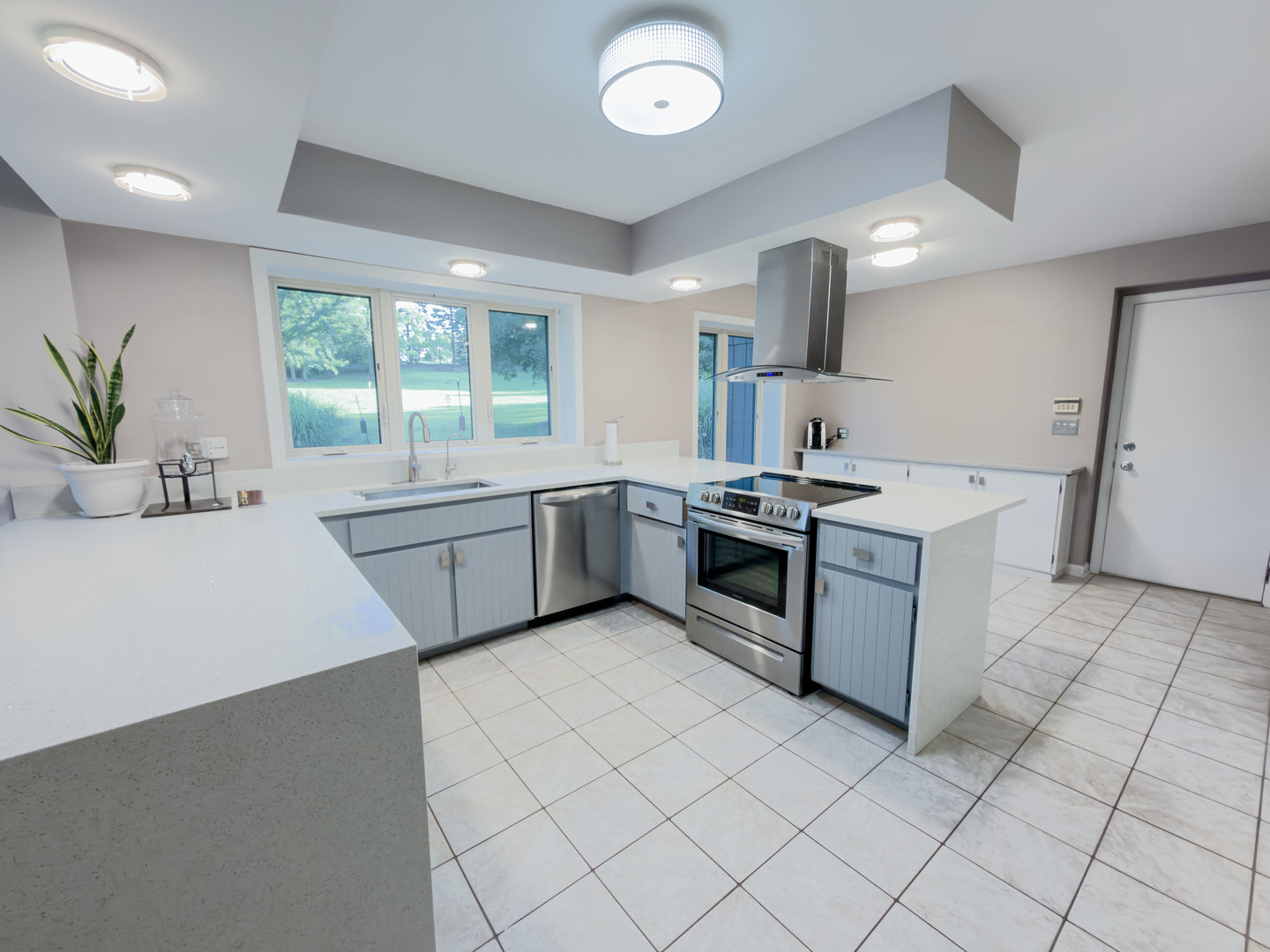 37w271 Weld Road Property Photo 12