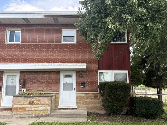 180 E Northwest Highway A Property Photo 2