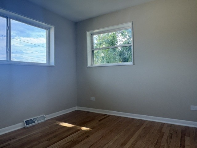 180 E Northwest Highway A Property Photo 9