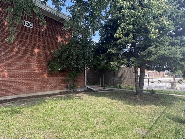 180 E Northwest Highway A Property Photo 12