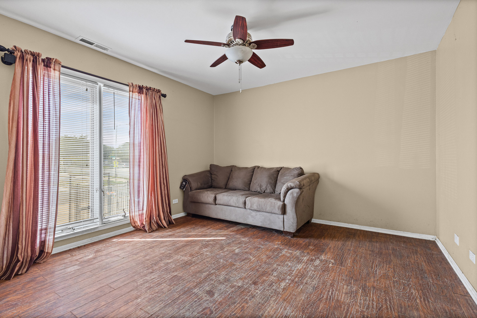 9505 S Racine Avenue Property Photo 7