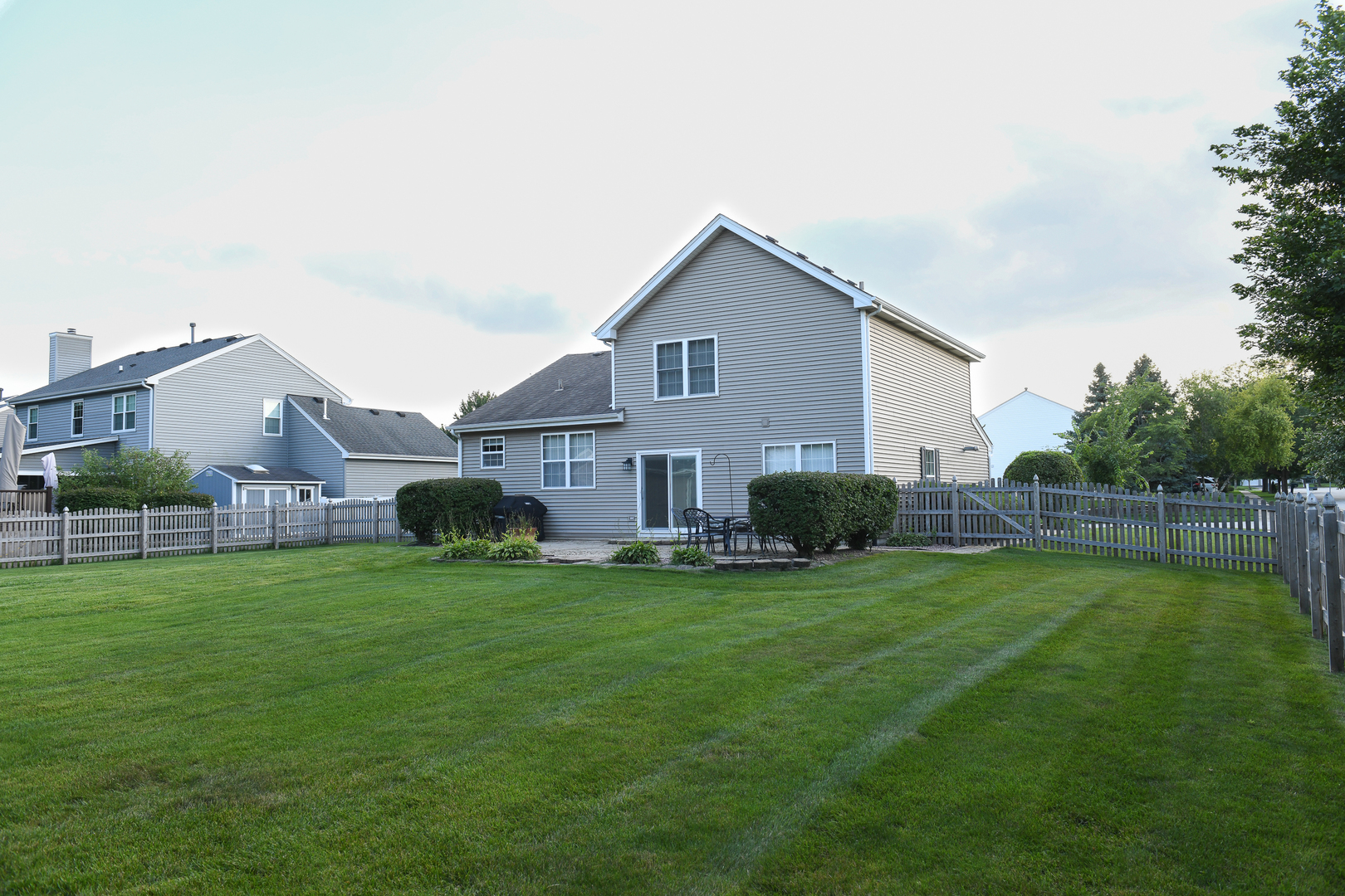 910 Carlyle Drive Property Photo 22
