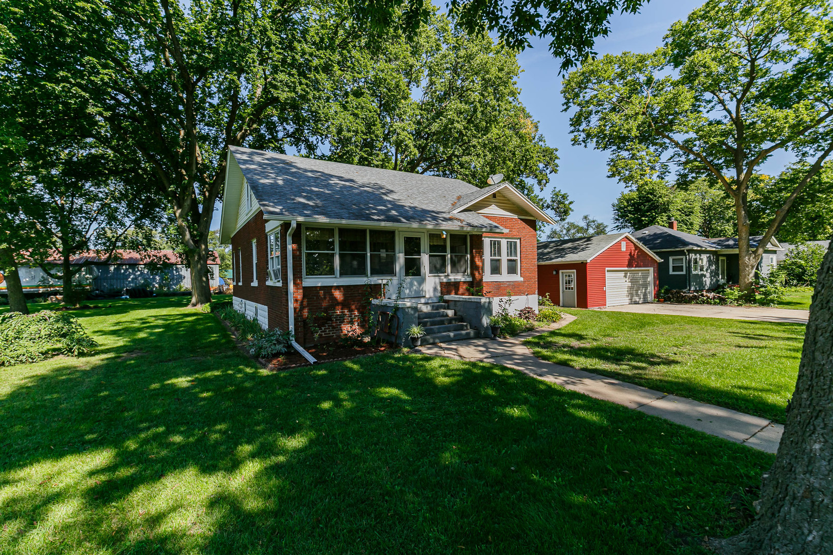1009 Main Street Property Photo 5