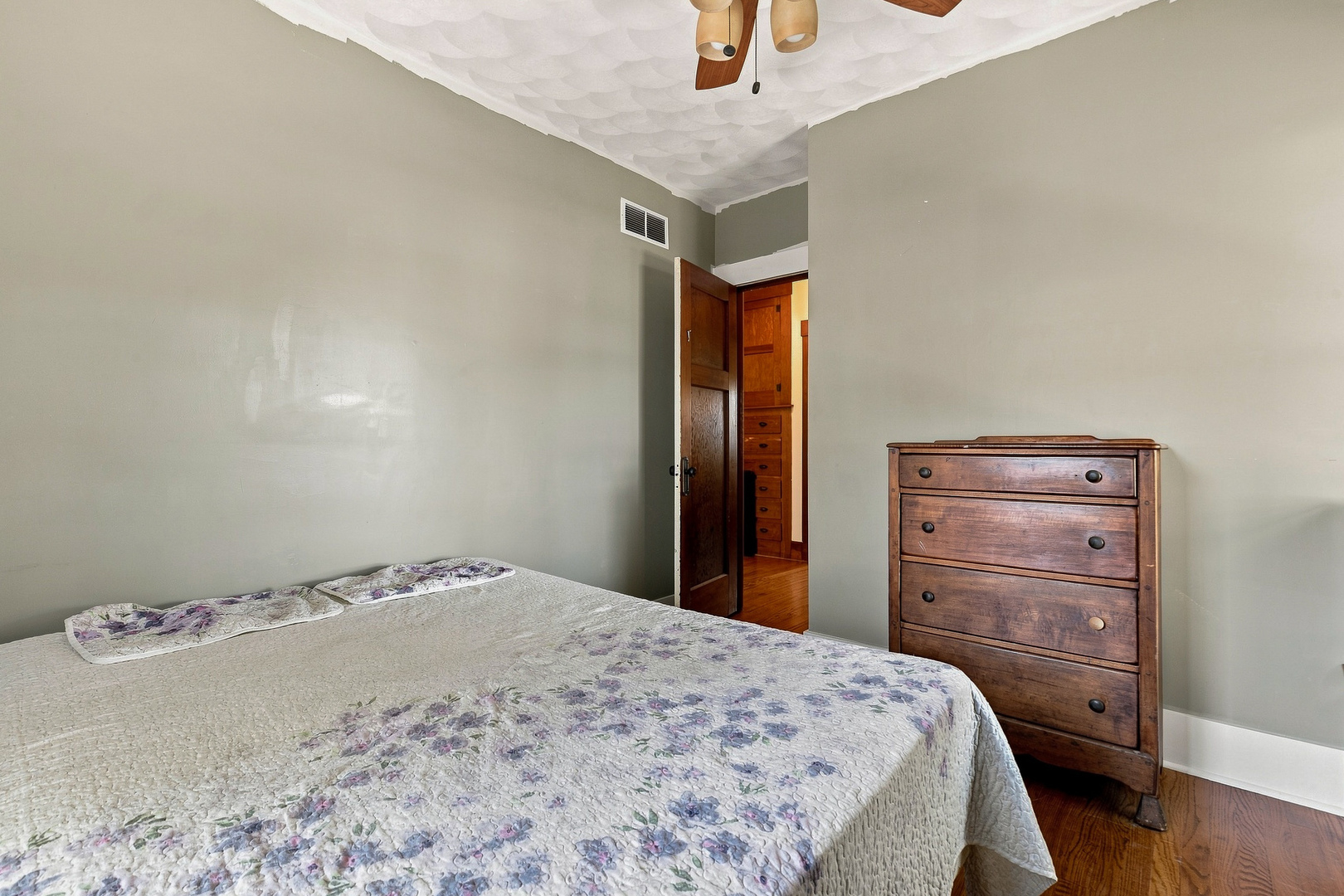 1009 Main Street Property Photo 30