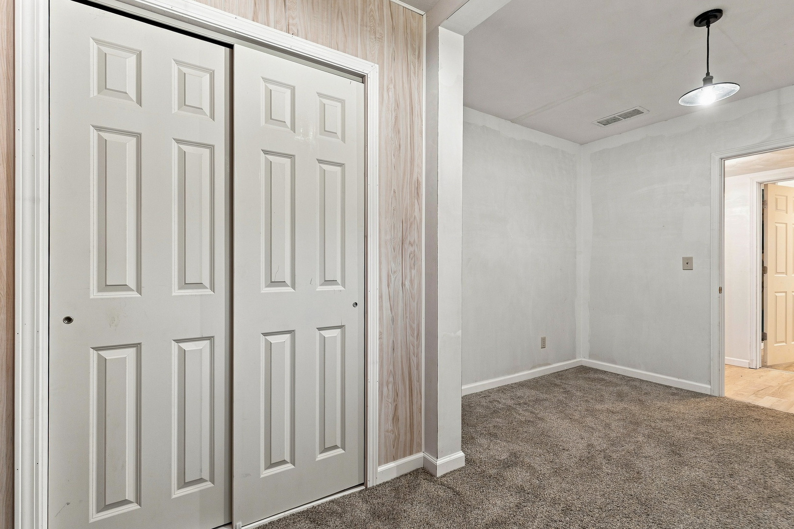1009 Main Street Property Photo 44