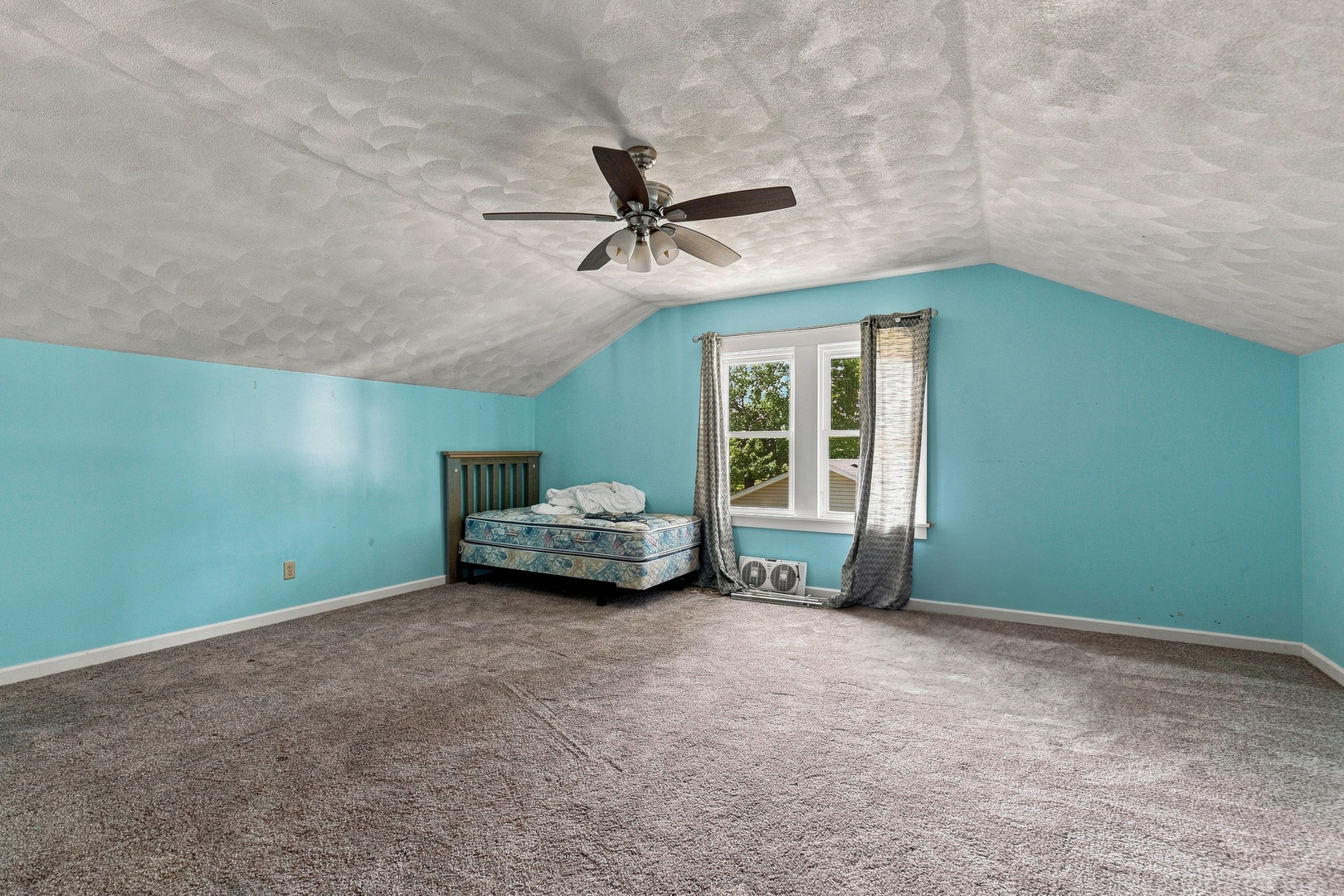 1009 Main Street Property Photo 45