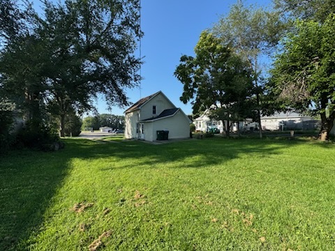 511 E 5th Street Property Photo 3