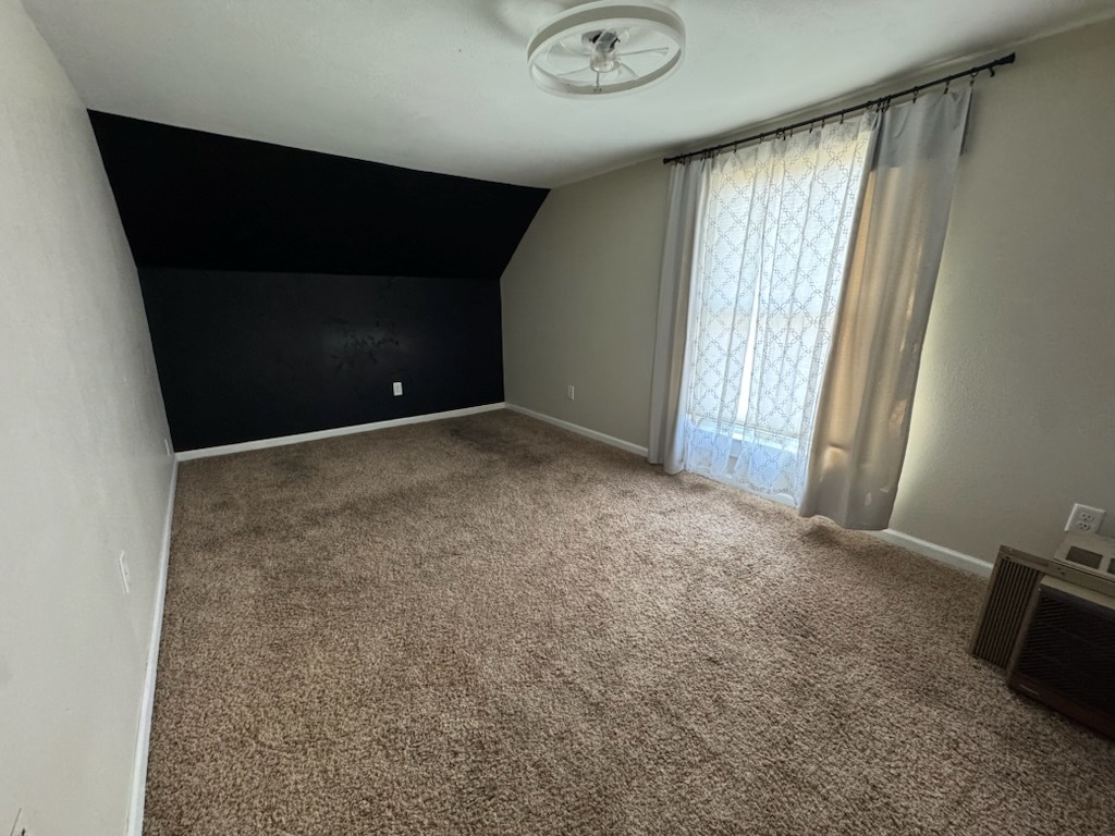 511 E 5th Street Property Photo 13