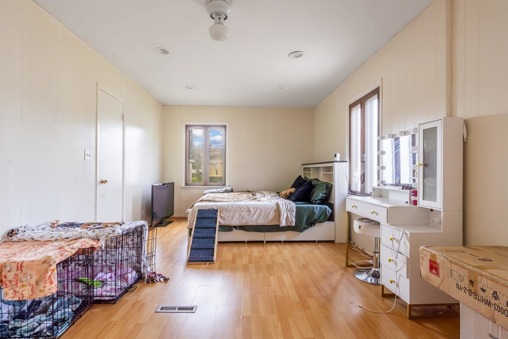 1895 Welwyn Avenue Property Photo 7