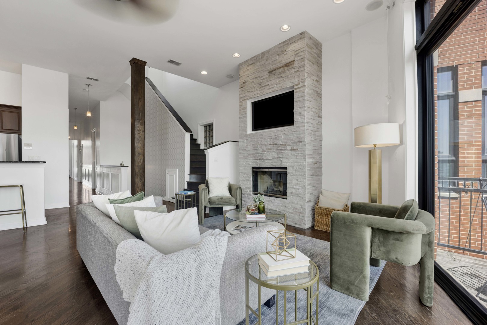 2522 W Chicago Avenue 4 Property Photo 27