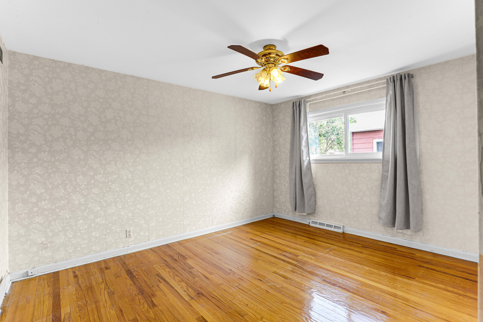 9123 Lamon Avenue D Property Photo 9
