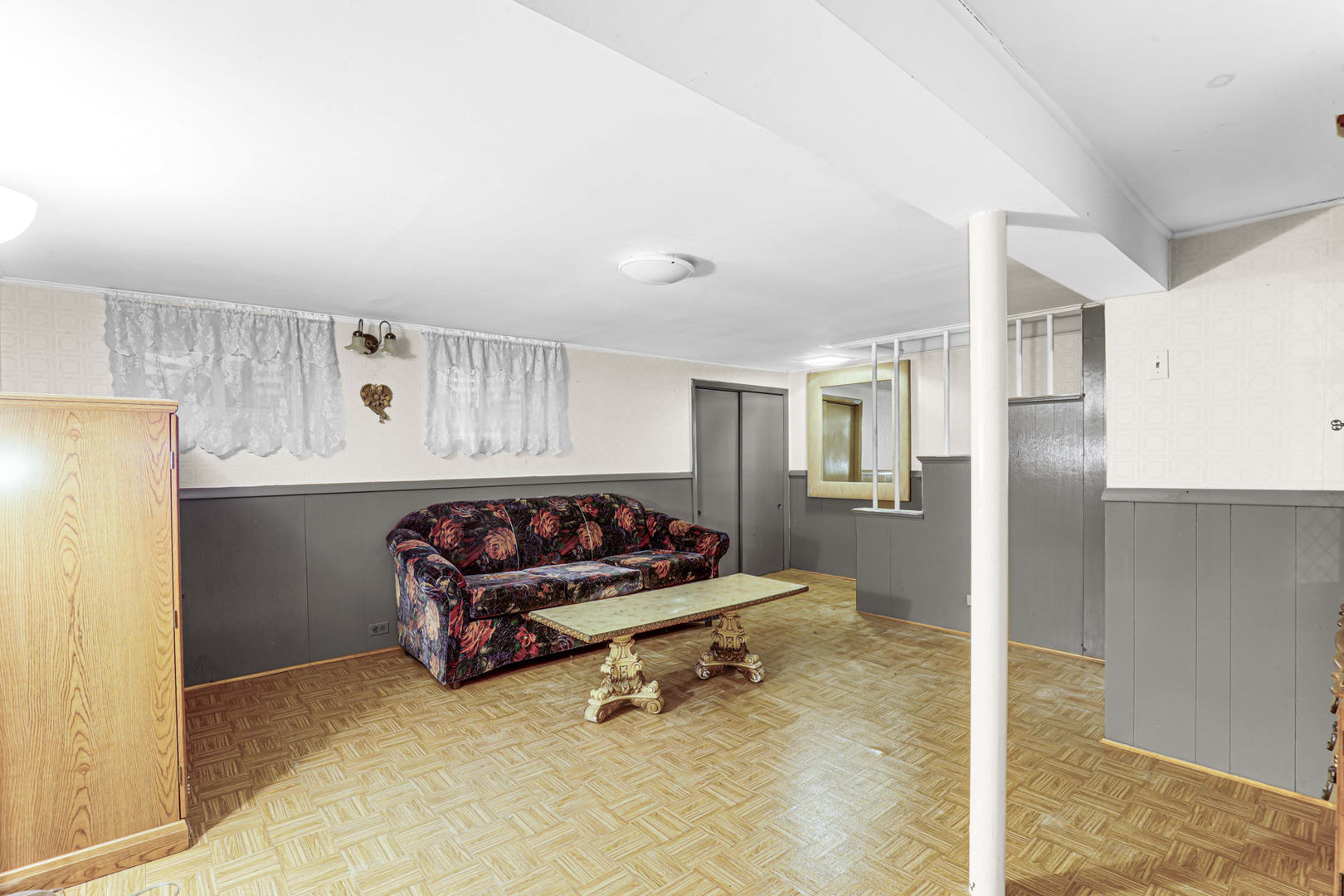 9123 Lamon Avenue D Property Photo 14