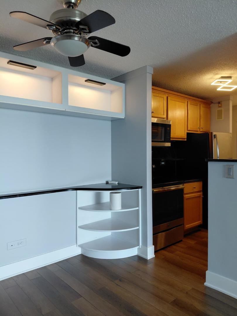 1043 S York Road 610 Property Photo 5