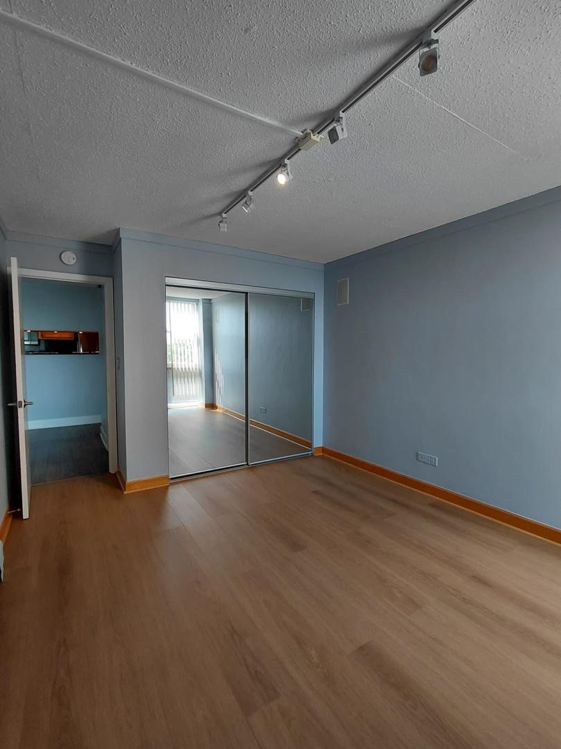 1043 S York Road 610 Property Photo 12