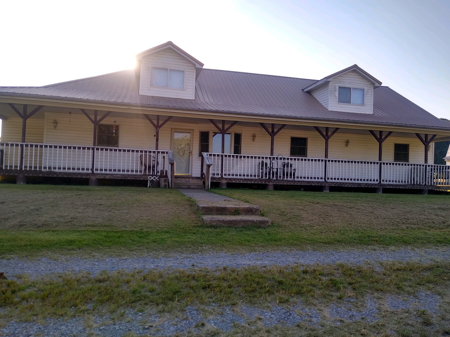 7020 Buncombe Road Property Photo 2