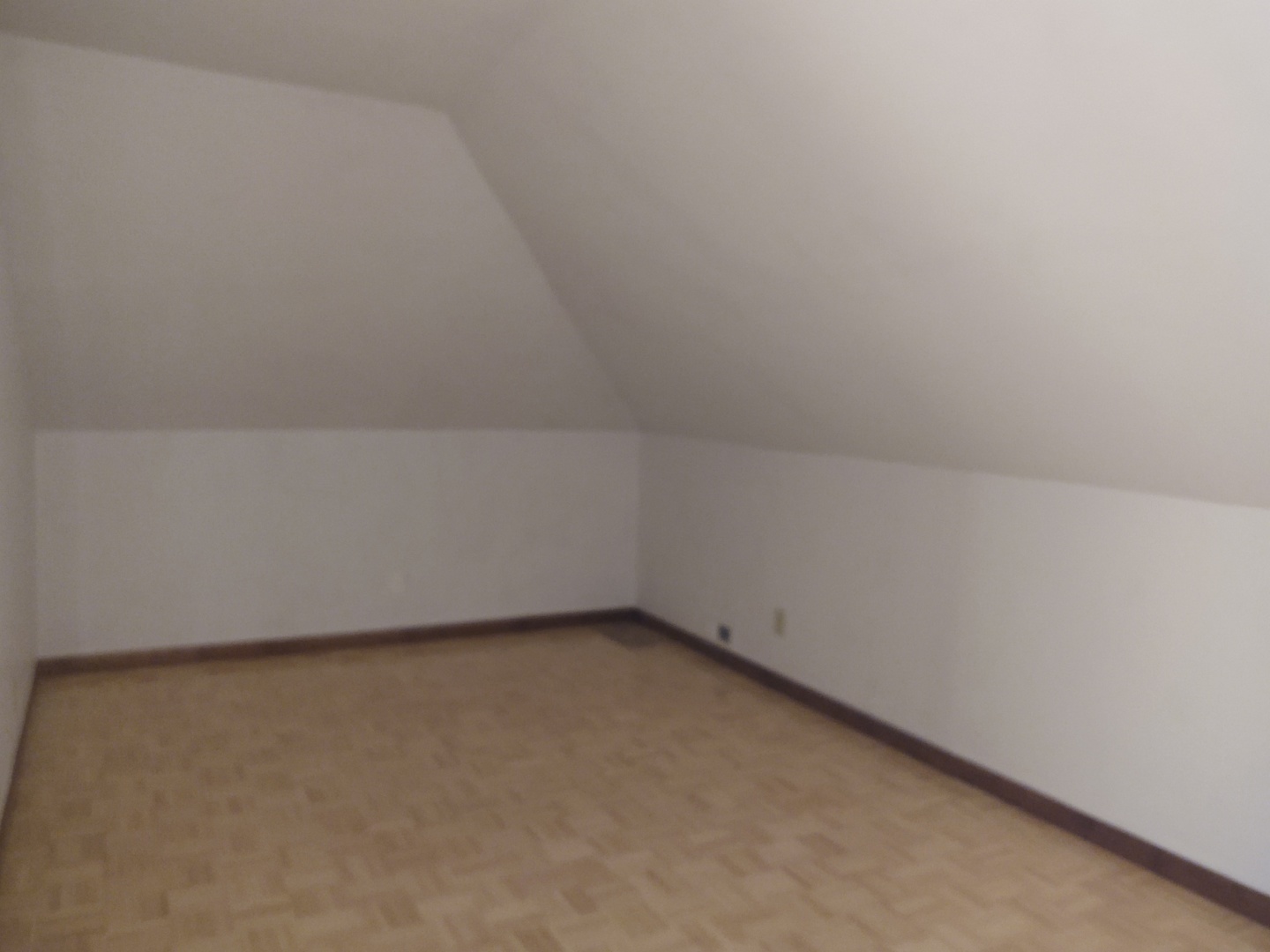 7020 Buncombe Road Property Photo 31