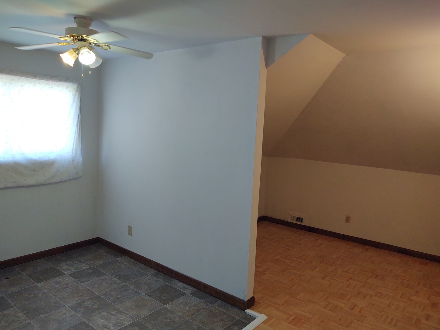7020 Buncombe Road Property Photo 32