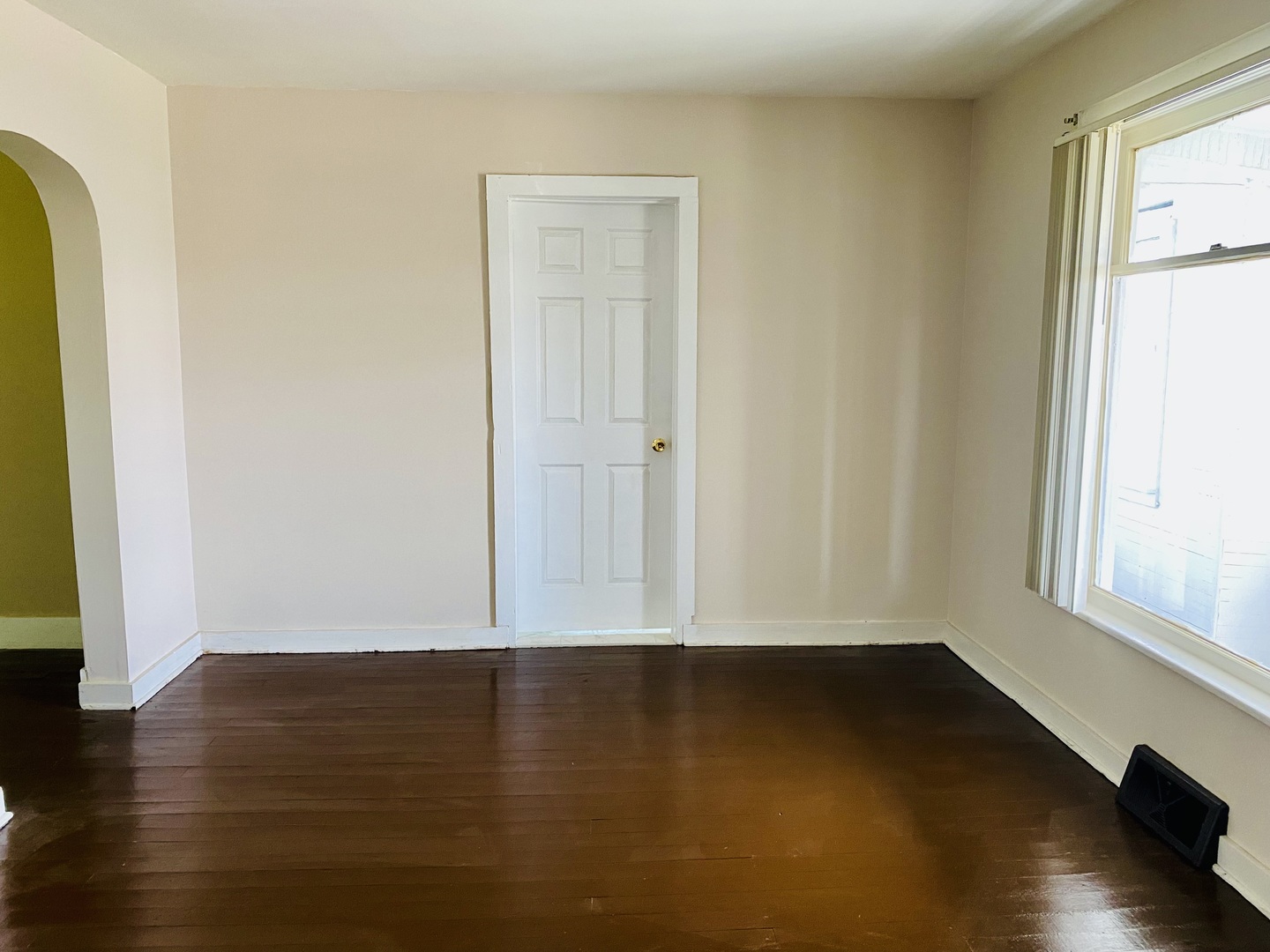 10632 E Titus Road Property Photo 4