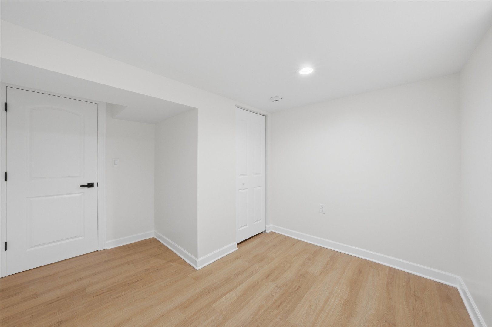 7517 S Carpenter Street Property Photo 27